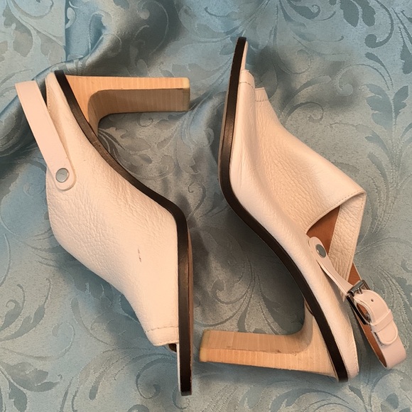 Coach Mule - Picture 2 of 9